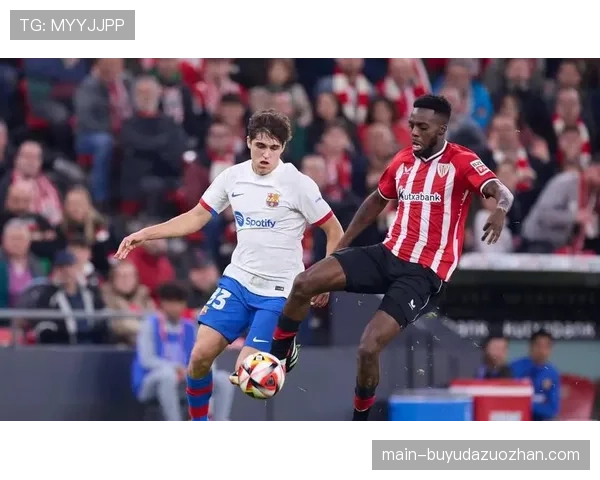 榜首保卫战！亚马尔对决莫里罗，巴萨能否延续主场神话击退比利亚雷亚尔？